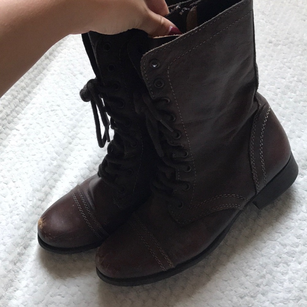 Steve Madden combat boot